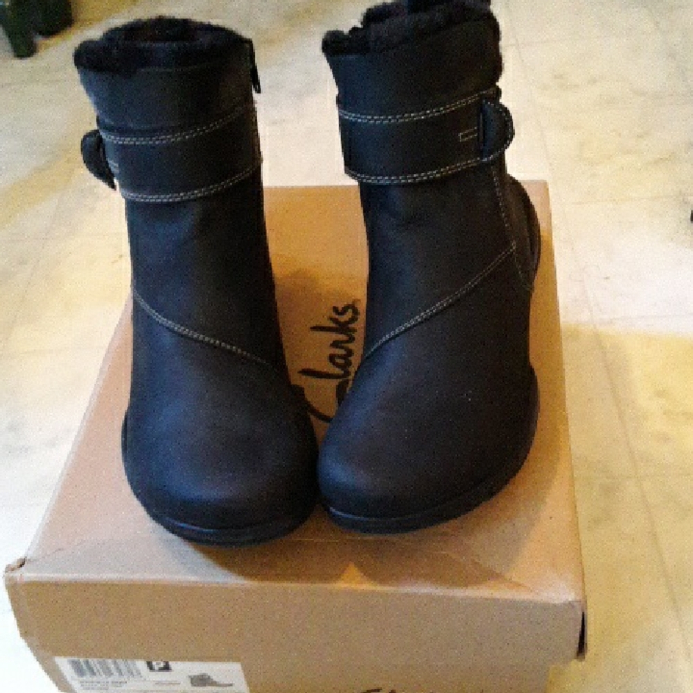 NWB Clark's Leather Boots